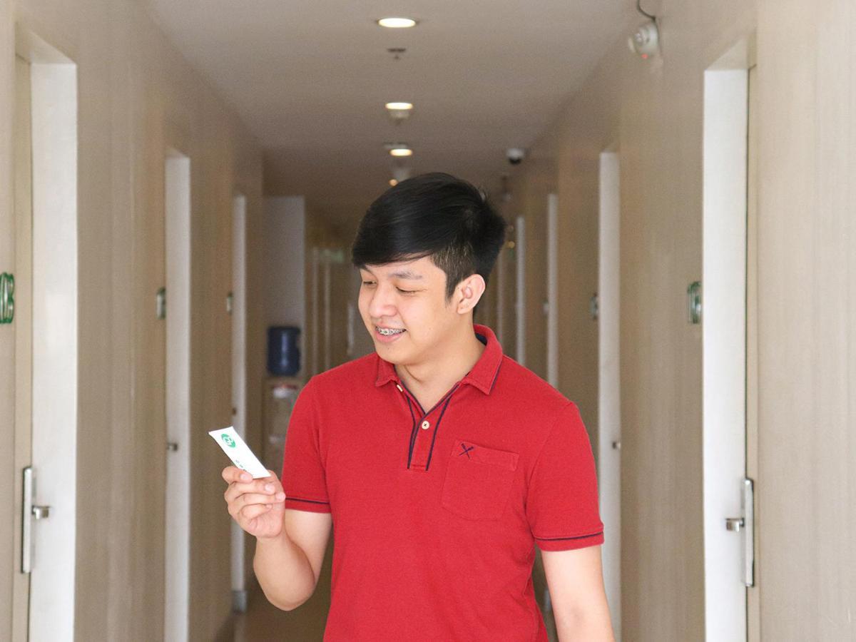 Go Hotels Manila Airport Road Paranaque City Dış mekan fotoğraf