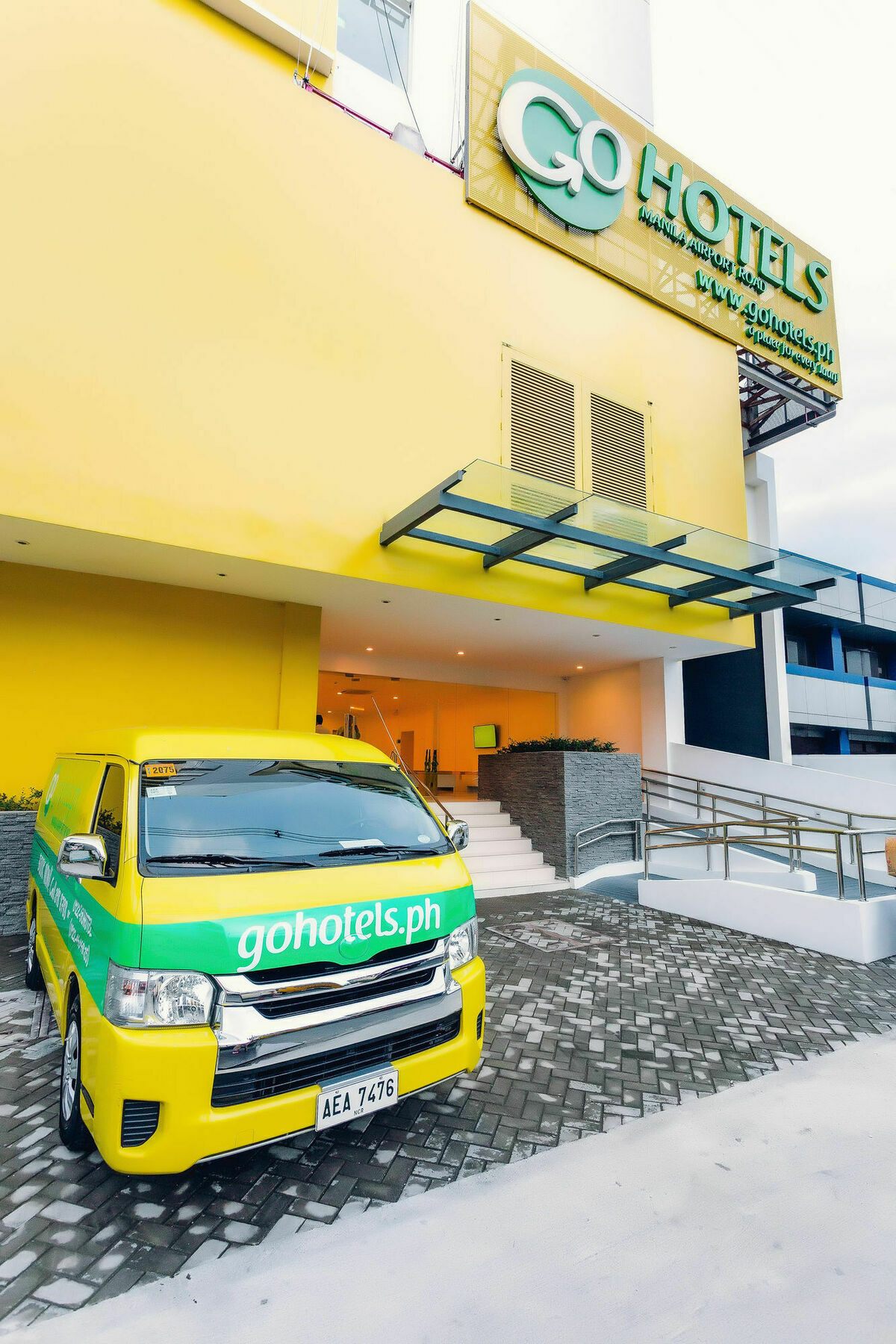 Go Hotels Manila Airport Road Paranaque City Dış mekan fotoğraf